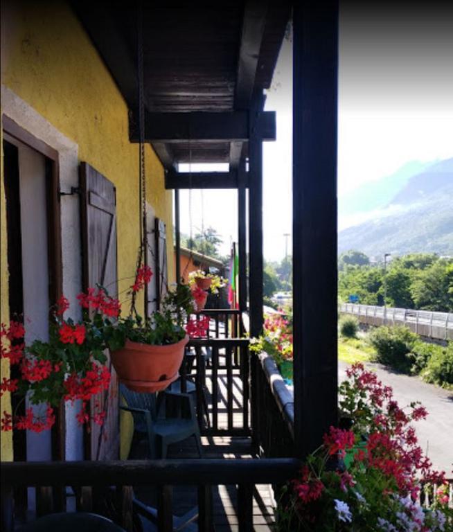 Hotel Veneriaz Nus Buitenkant foto