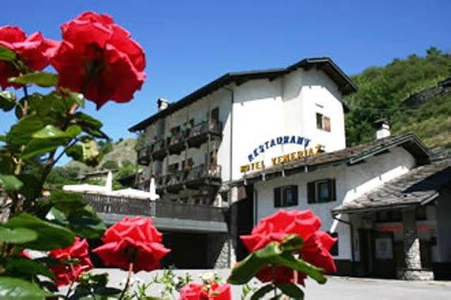Hotel Veneriaz Nus Buitenkant foto
